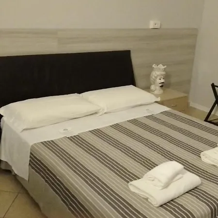 Trieste Hotel *