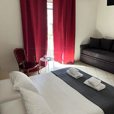 Trieste Hotel *