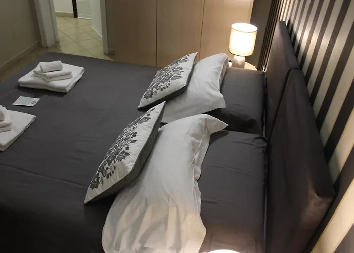 特里雅斯特酒店 酒店